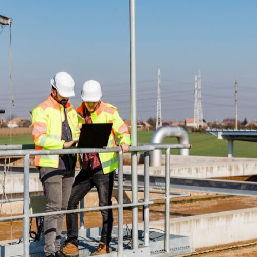 Industrial water purification system ensuring regulatory compliance